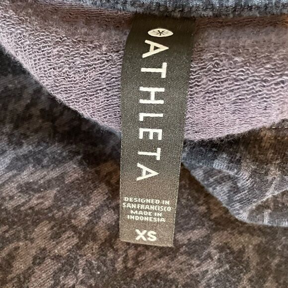 Athleta Blue Sweatshirt Size XS - Picture 3 of 7